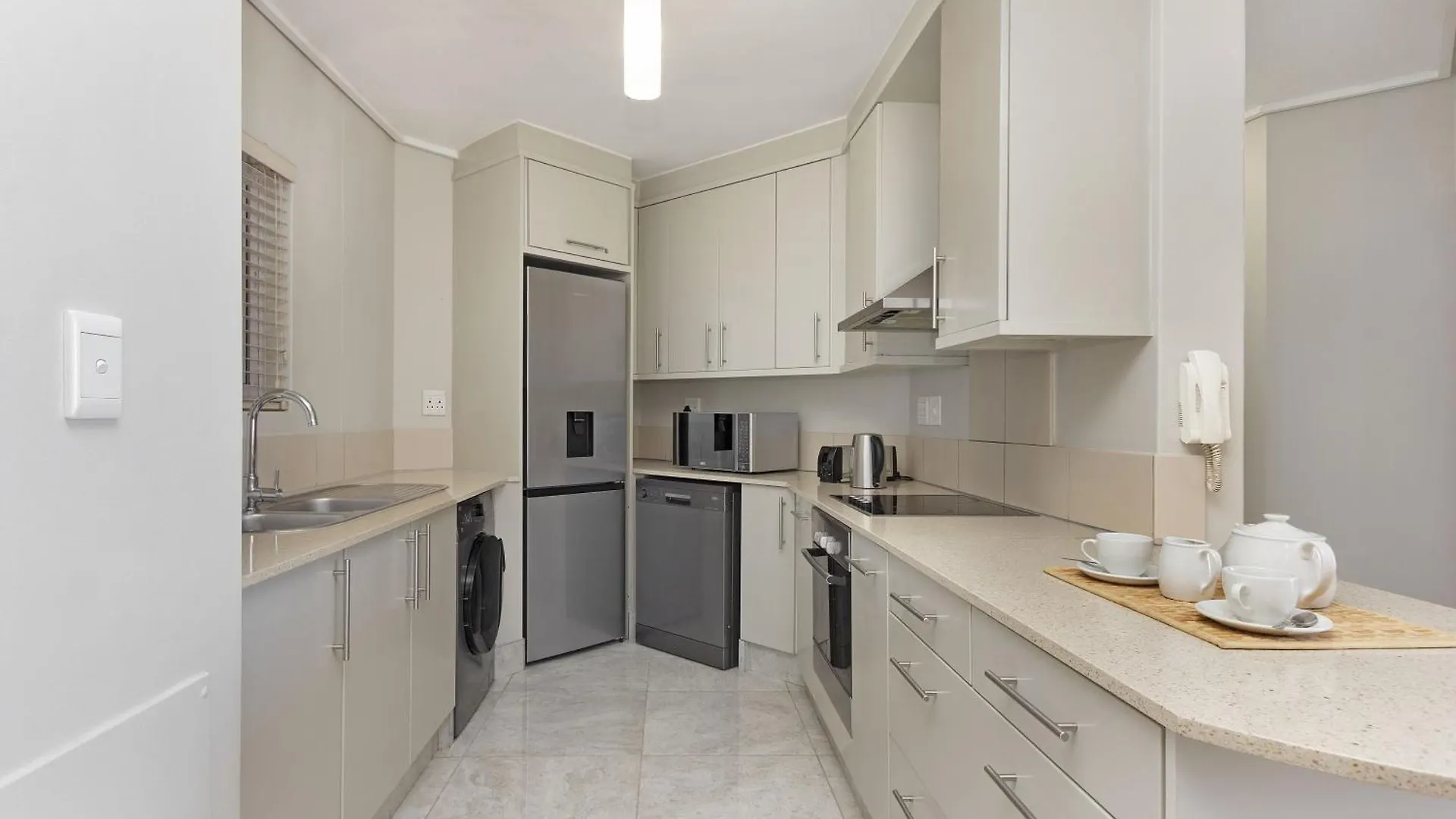 Appartamento Lagoon Beach 302A By Hostagents Città del Capo